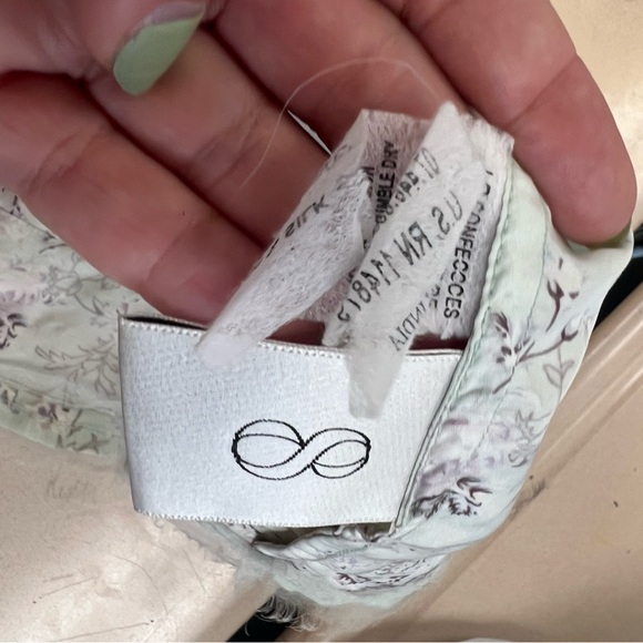 Lerario. Beatriz Silk Floral/ Polka Dot Tank Top Size 8 - Picture 7 of 7